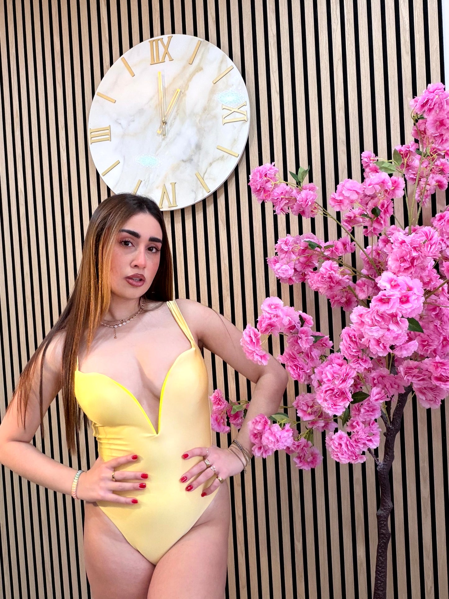 COSTUME SERY YELLOW